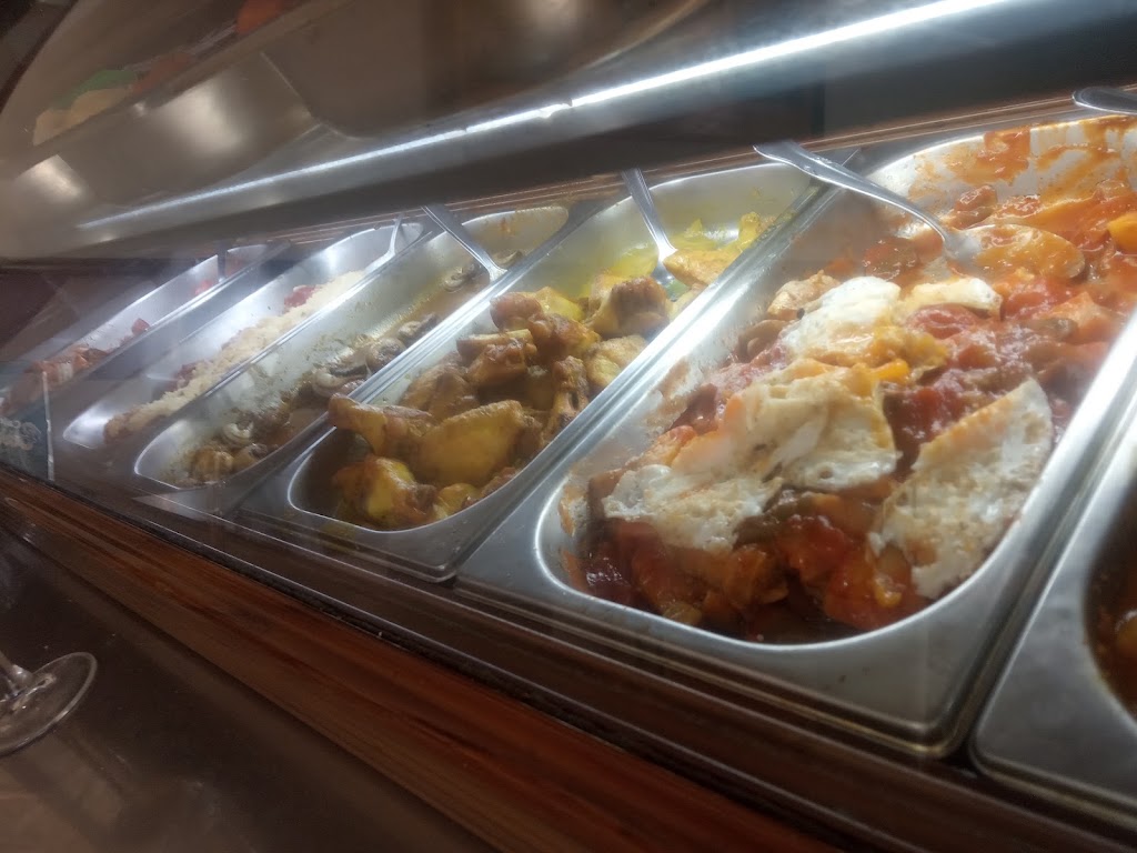 Cafe Bar Lusitano — Ambiente