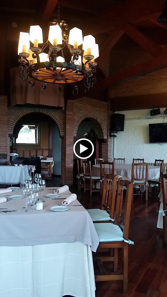 Can Biel Restaurant — Ambiente