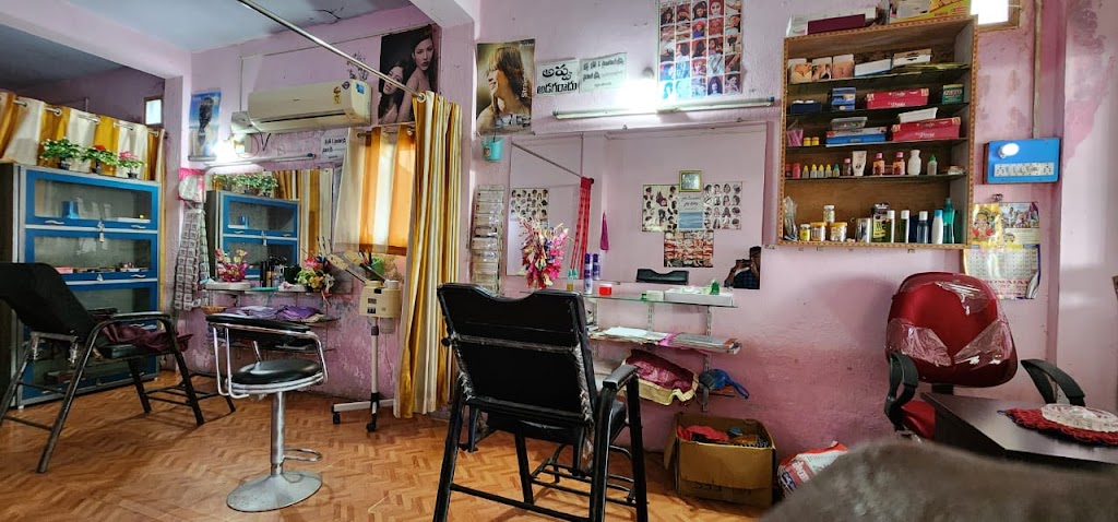 Priya Sri Raghavendra Ladies Beauty Parlour Ladies Tailors And Training Center In Guntur