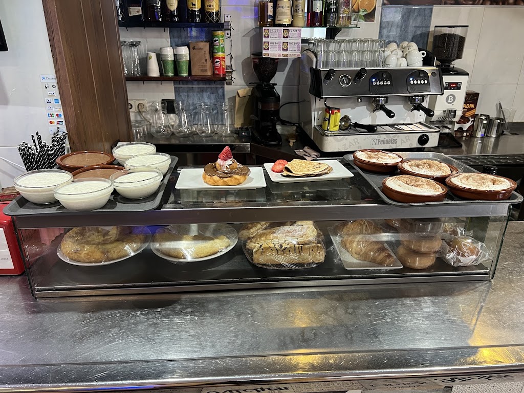 Bar Restaurante DUMI — Ambiente