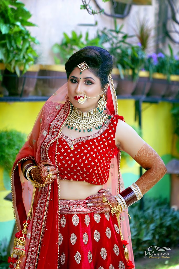 Waves Hair Beauty Salon