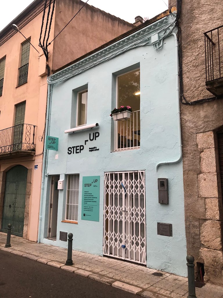 Academia StepUp Figueres - Reforc escolar i tecniques d'estudi