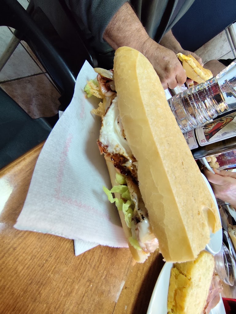 Bar Monduber — Comida y bebida