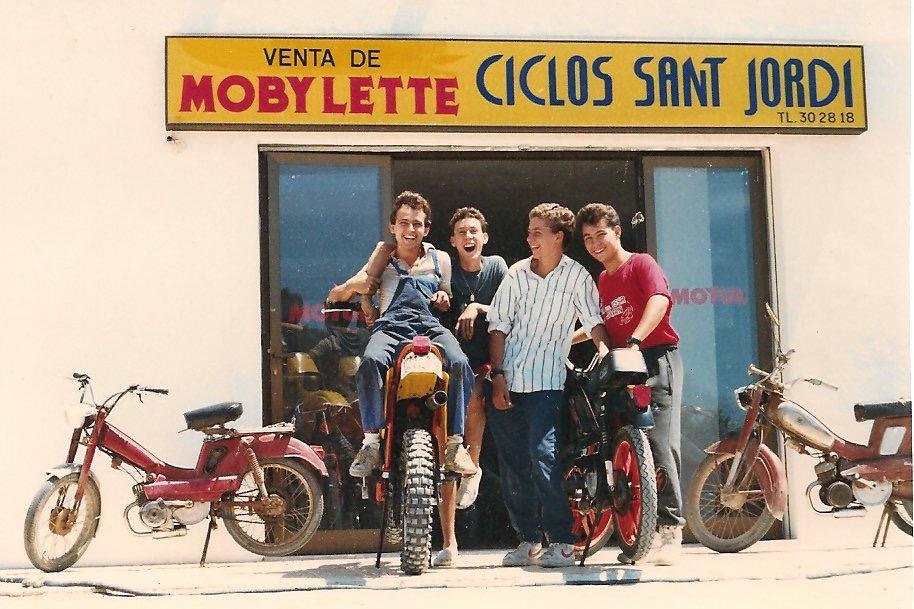 Taller Ciclos Sant Jordi — Del propietario