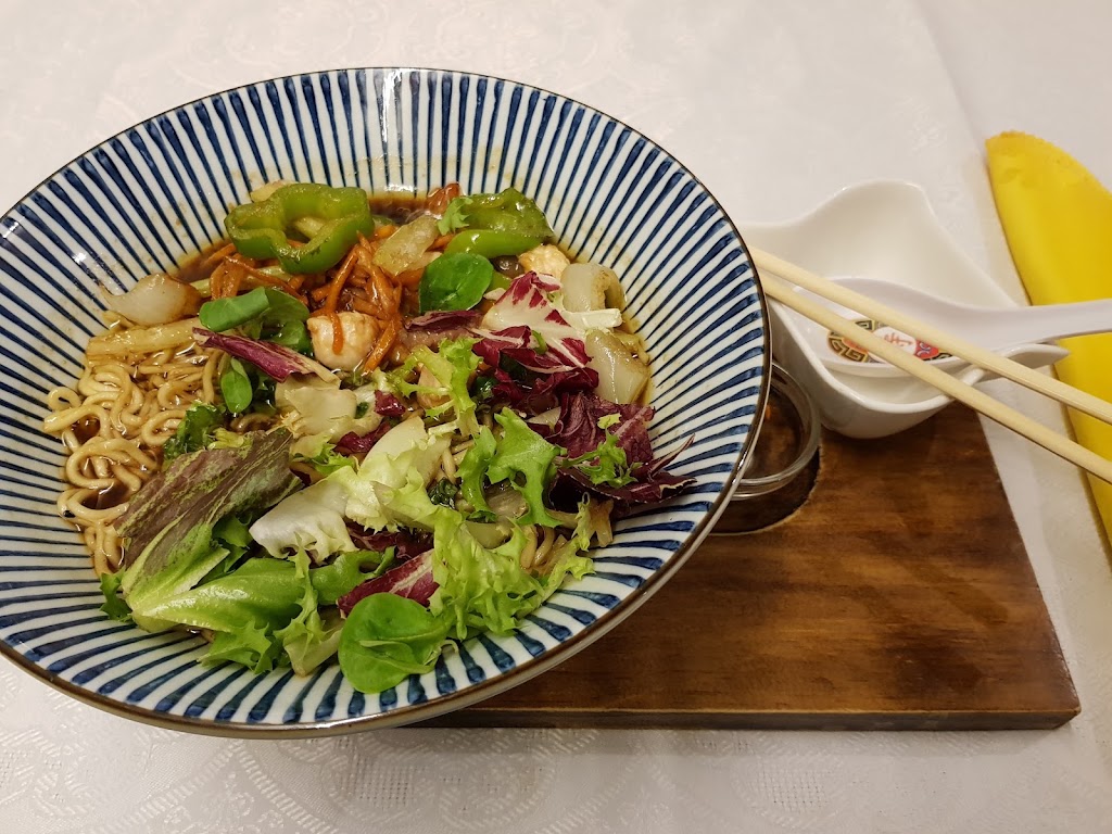 Miya Oriental — Comida y bebida