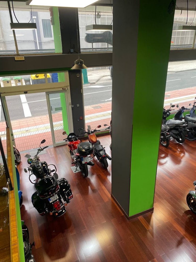 Motoaxial Estadio — Interior