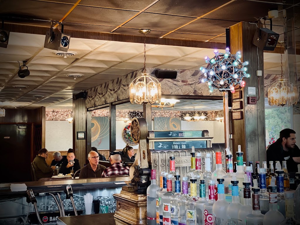  Clifford's Supper Club