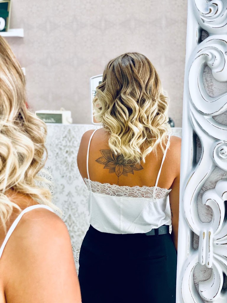 Cavala salon de belleza — Del propietario