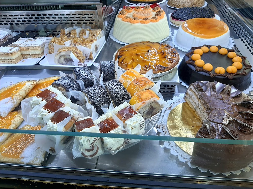 DonPanes Heladeria — Comida y bebida