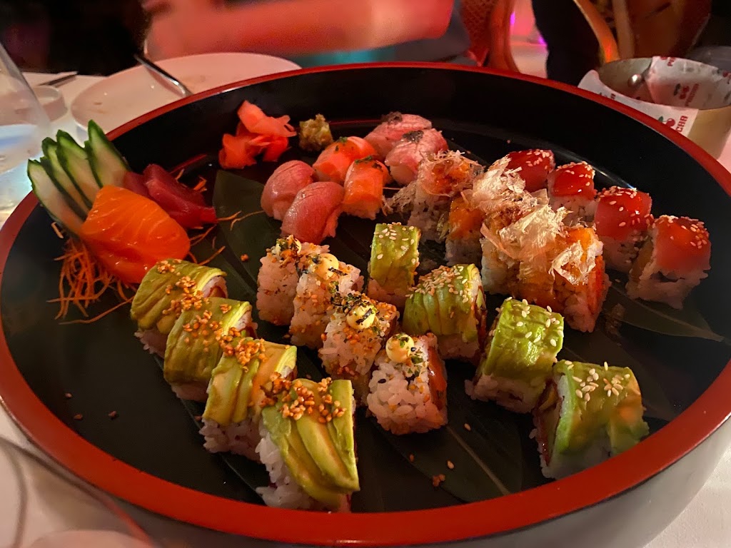 Pacha Restaurant — Sushi