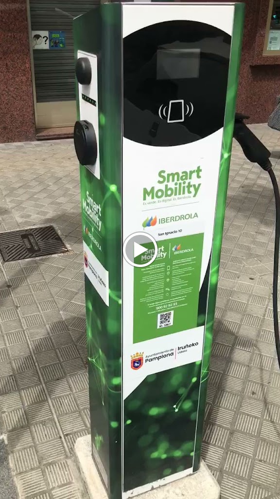 Iberdrola Estacion de carga — Videos