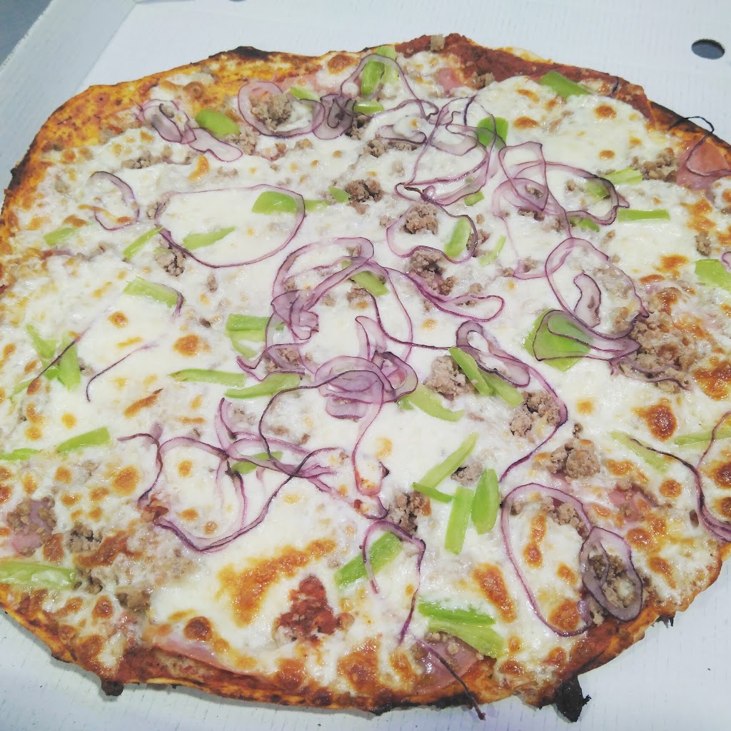 Pizzeria Roma — Comida y bebida