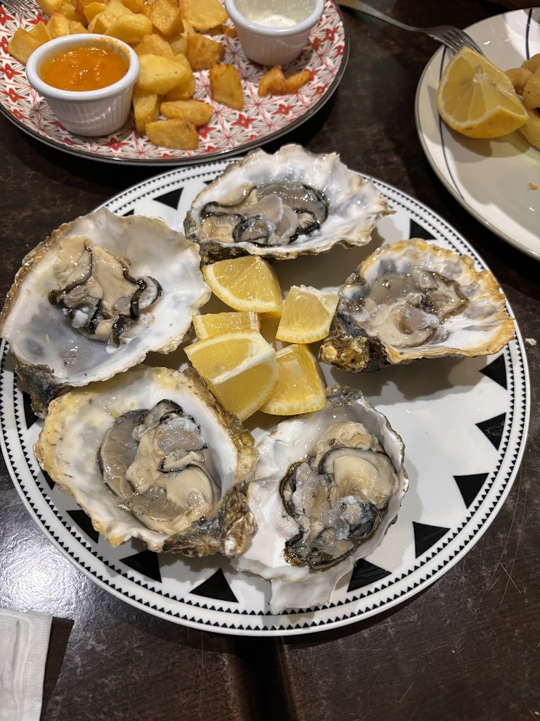 Cafe J&E Bar — Comida y bebida