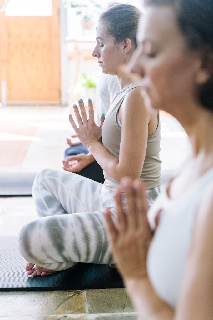 FLUYE Pilates & Yoga — Yoga