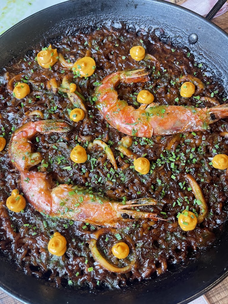 Restaurante La Barana — Comida y bebida