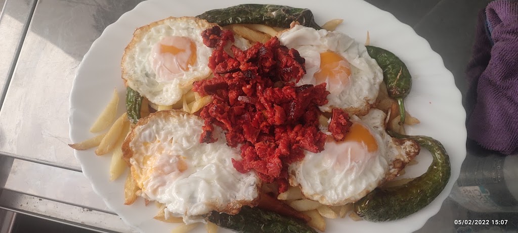 Bar Mercado Rivera — Comida y bebida