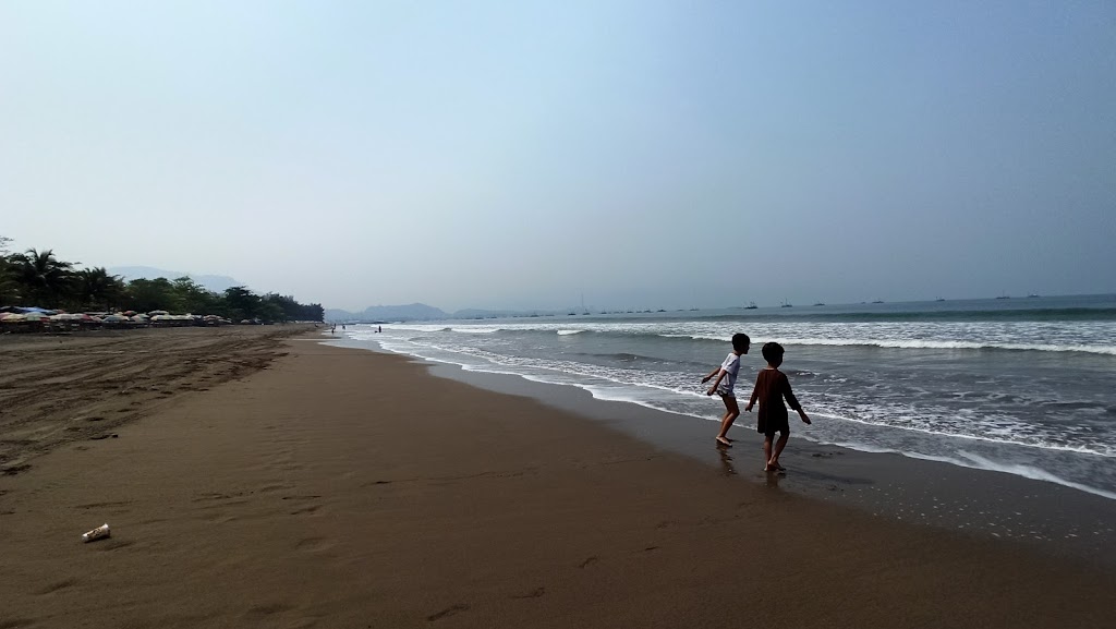 Pelabuhan Ratu Beach