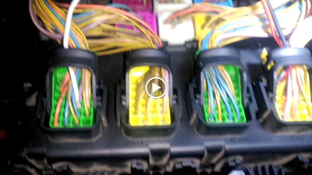 MAN Truck & Bus Service AUTO-HANDIA — Videos