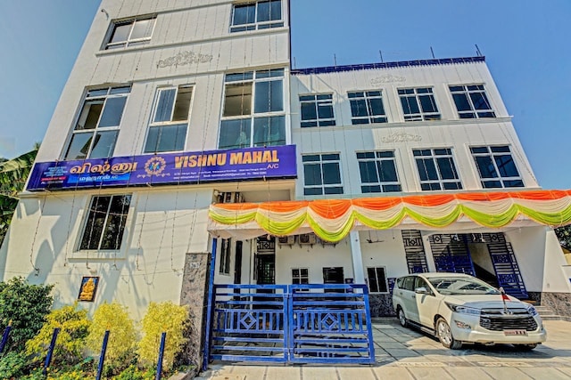 Flagship Elegant Residency