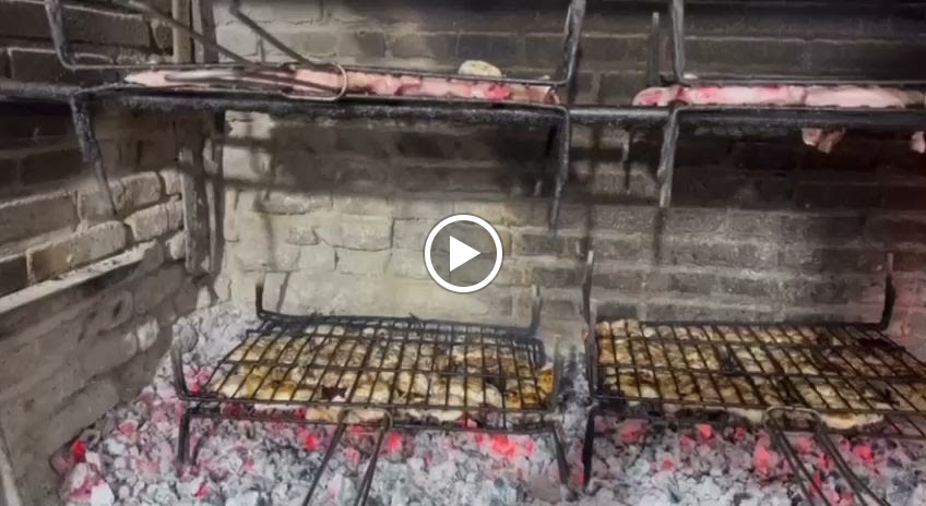 Amador Cafeteria, Restaurante, Comidas para llevar. Trabajamos con previo encargos, antes dd las 12:30h.