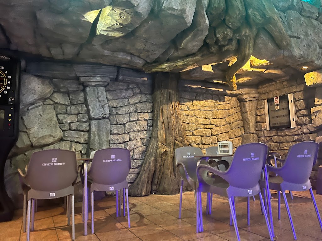 Cafe, Copas y Shishas La Cascada