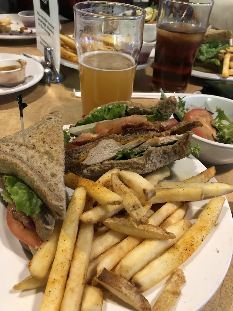 Bar & grill in Victoria