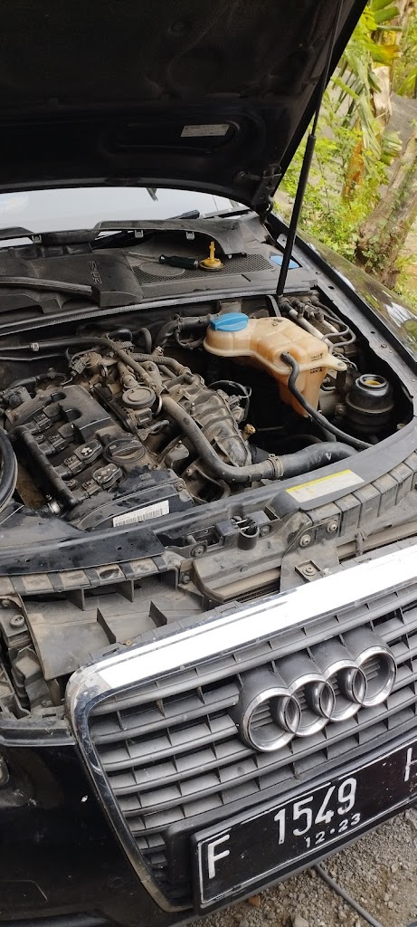BENGKEL MOBIL Eropa & Asia RUANG MOBIL