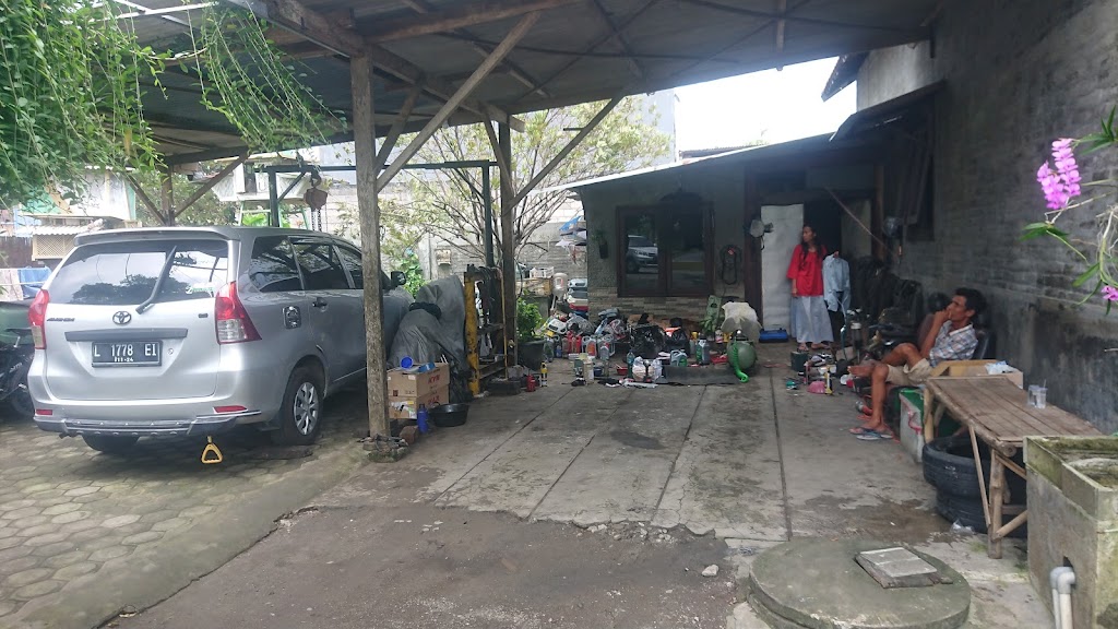 Bengkel Cak Budi