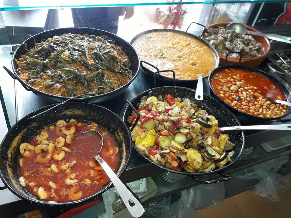 asador cebrian — Comida y bebida