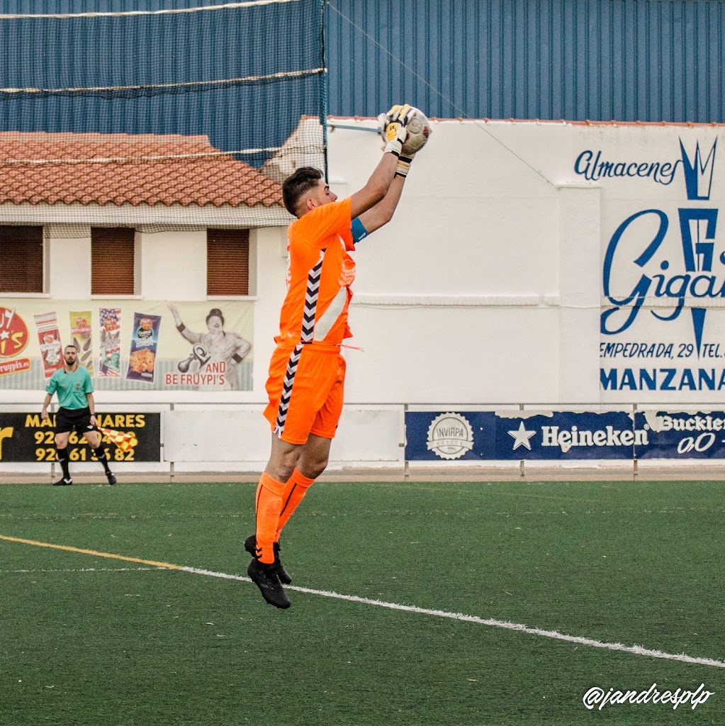 Campo Municipal de Futbol "Jose Camacho" de Manzanares.