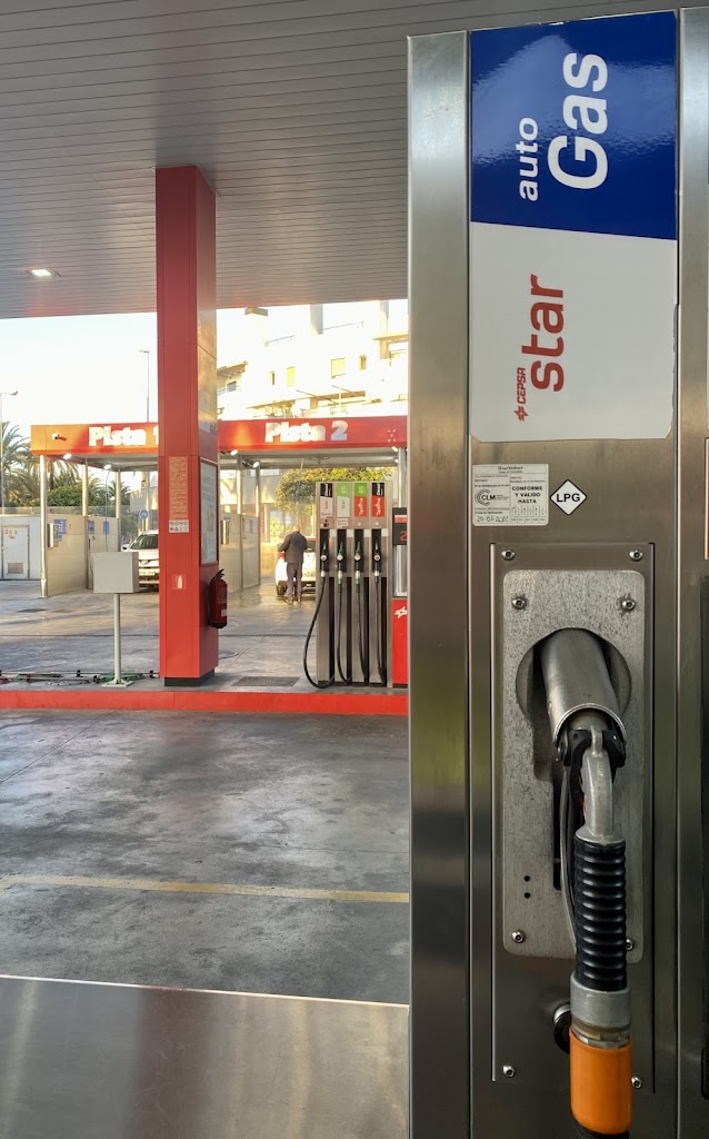 Estacion de servicio Cepsa — Del propietario