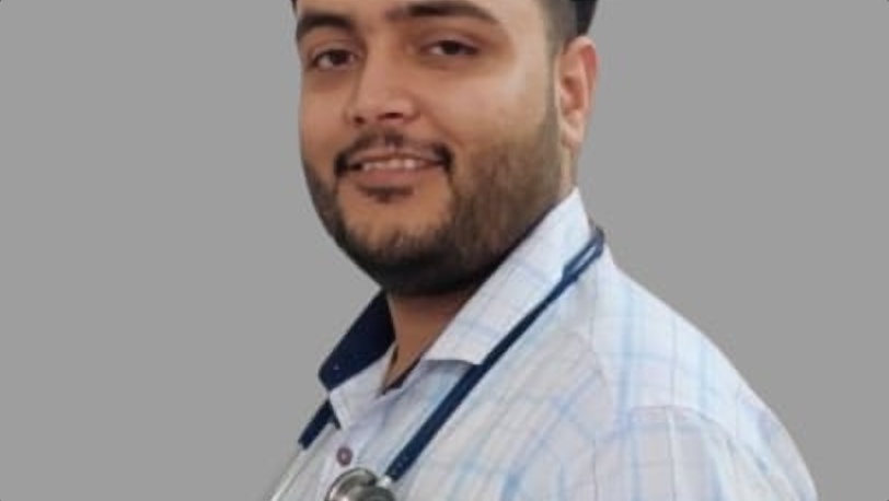 Dr. Dr Siddharth Bakrania M D Medicine Shashwat Hospital And Icu
