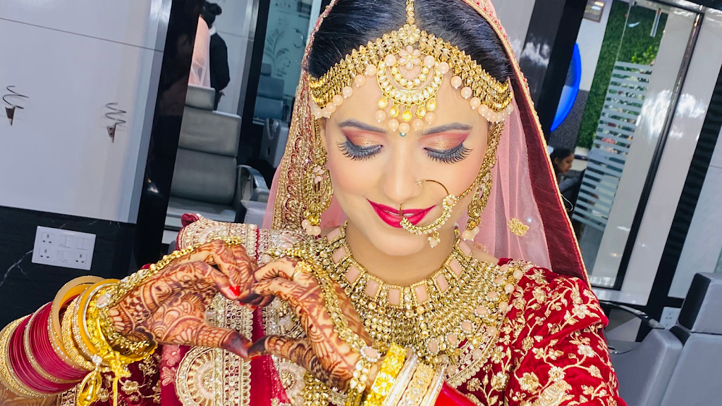 Layers Professional Salon