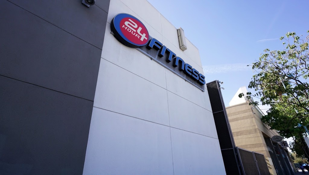  24 Hour Fitness