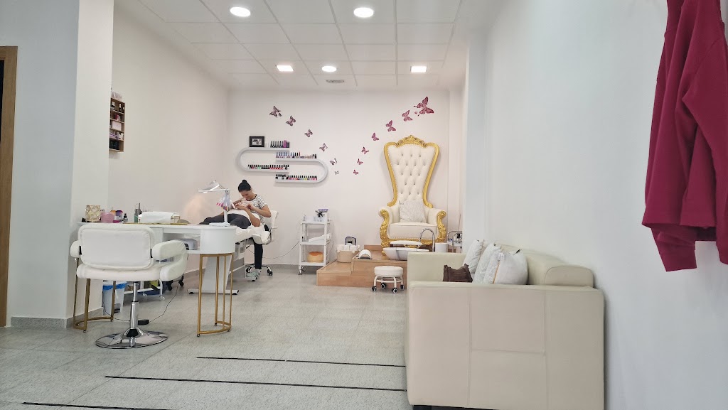 Elena Nails & Beauty — Interior