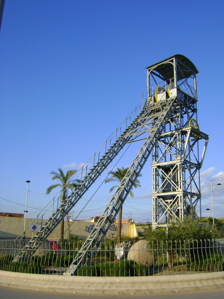 GEOTEC. Estudios Geotecnicos Linares