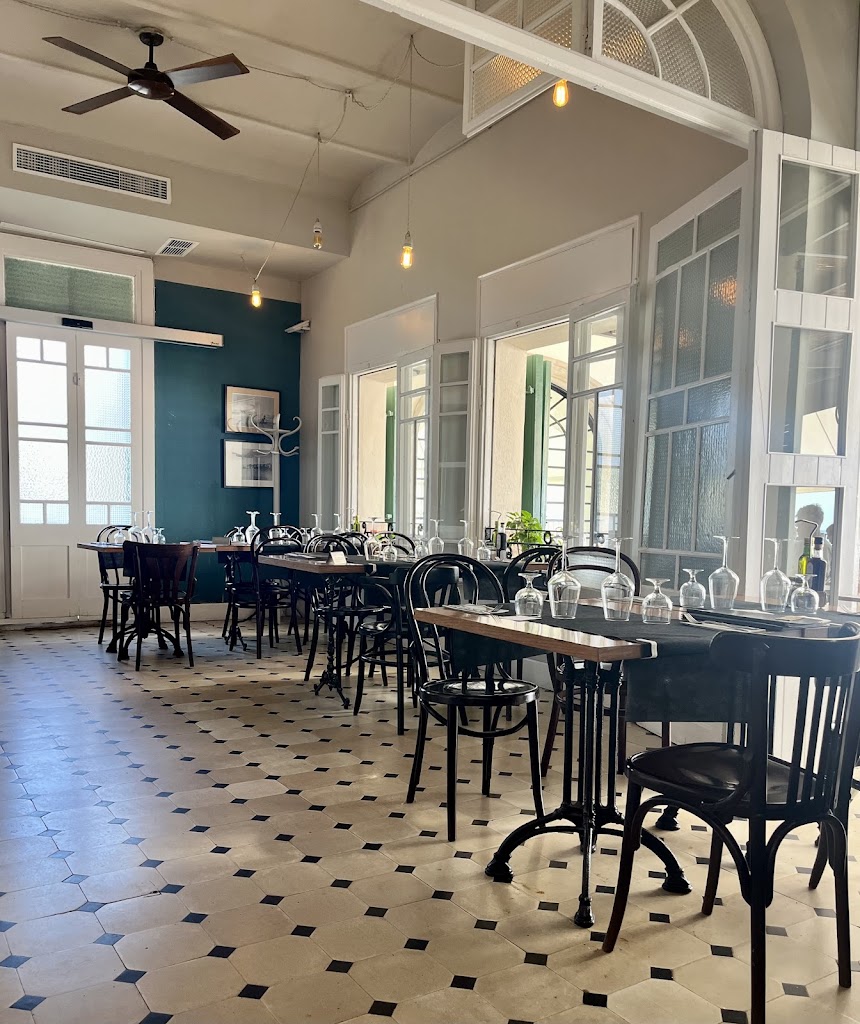 Restaurant Vil*la Casals — Ambiente