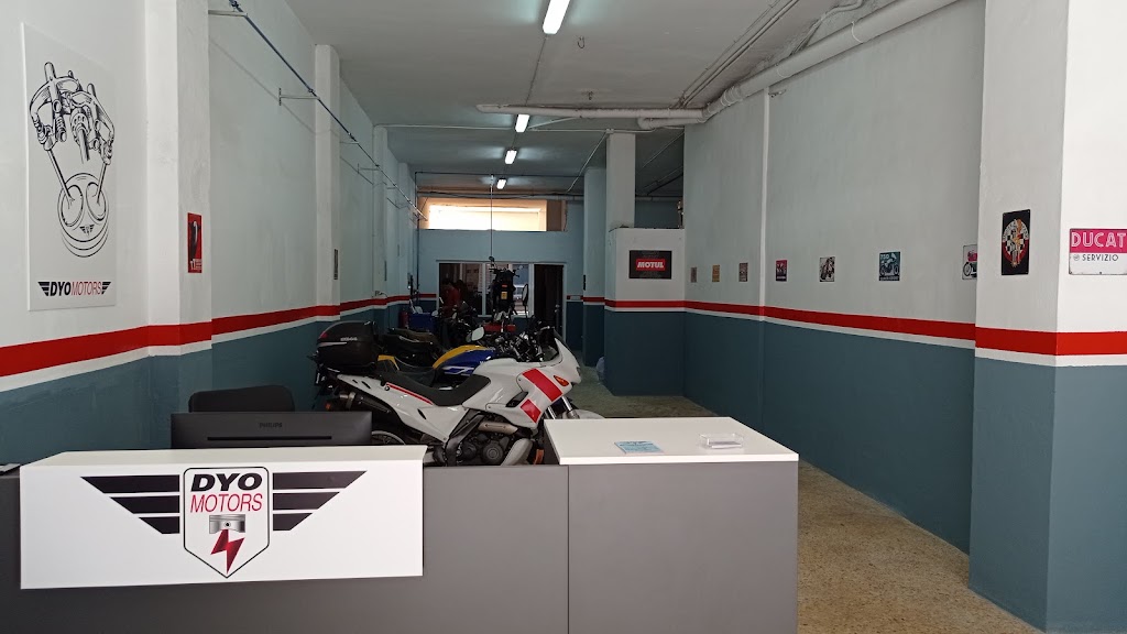 DYO MOTORS — Interior