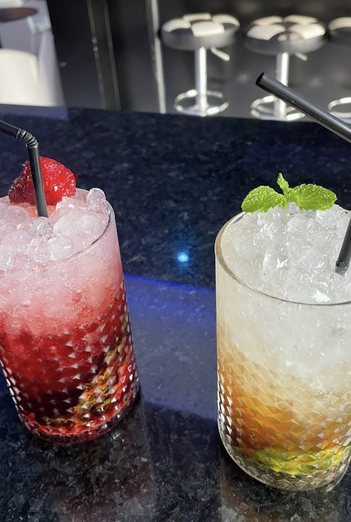 LAVA BAR COSTA TEGUISE — Comida y bebida