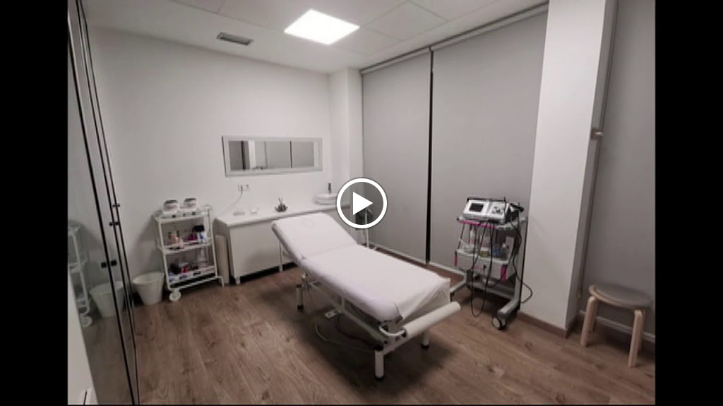 Beauty Room by Erica Fernandez — Del propietario