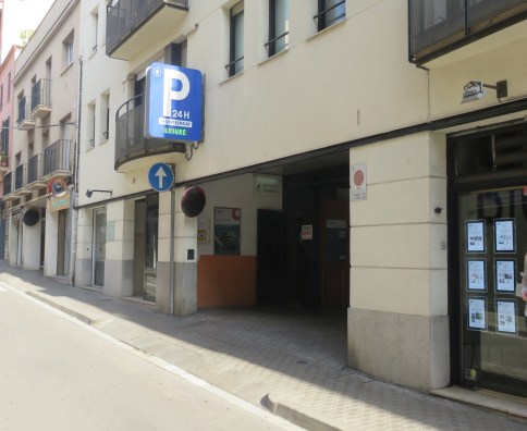 Parking Saba Montserrat — Signo