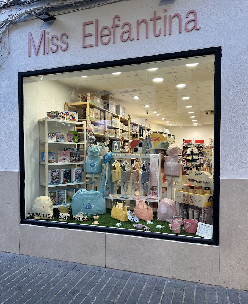 Foto 2 de Miss Elefantina