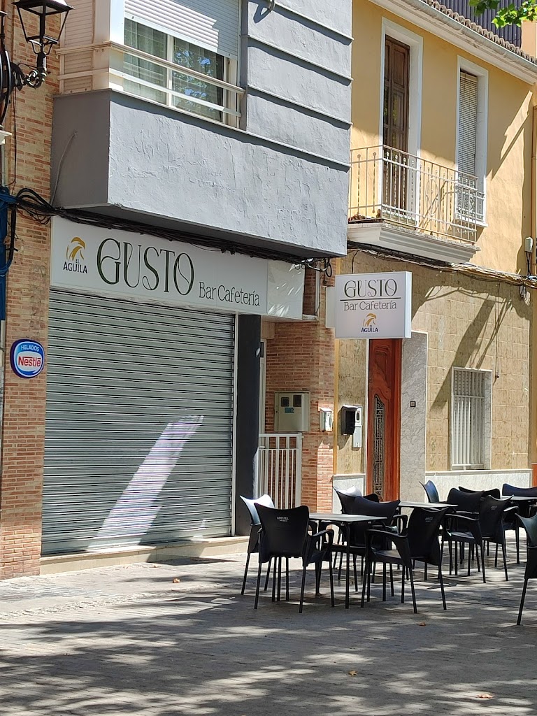 GUSTO Bar Cafeteria