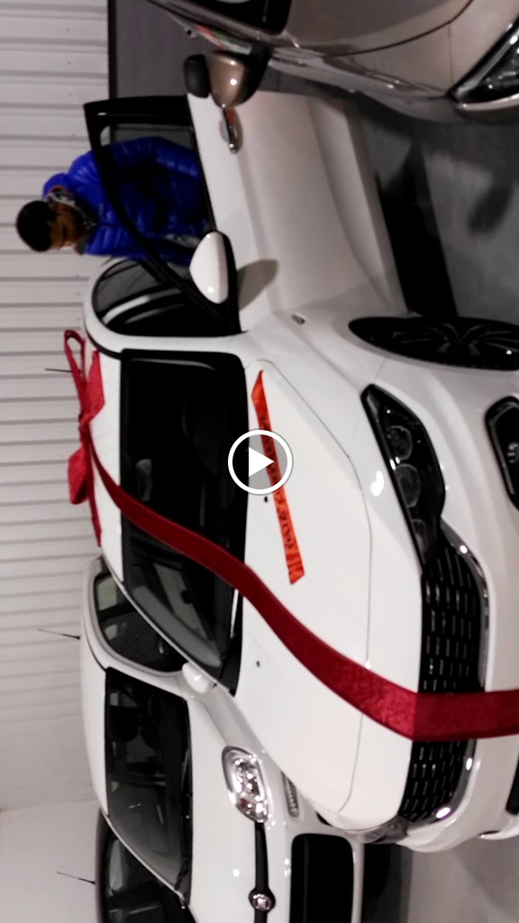 Concesionario Autos Auringis Ubeda — Videos