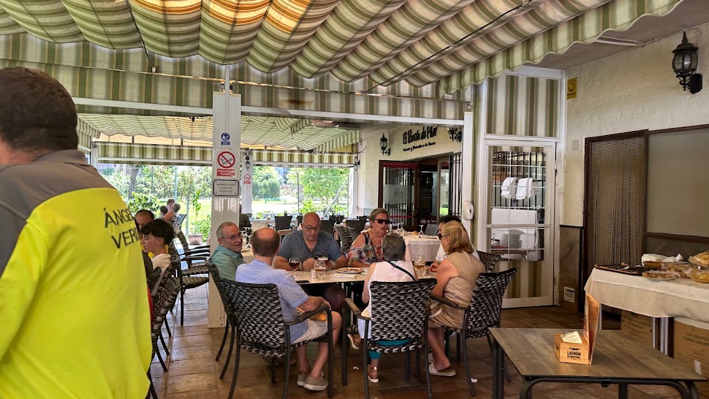 Restaurante Hermanos Poveda S.L. — Ambiente