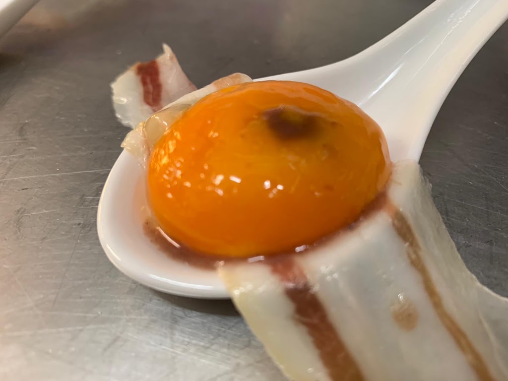 La Brasa de la Laurel — Comida y bebida