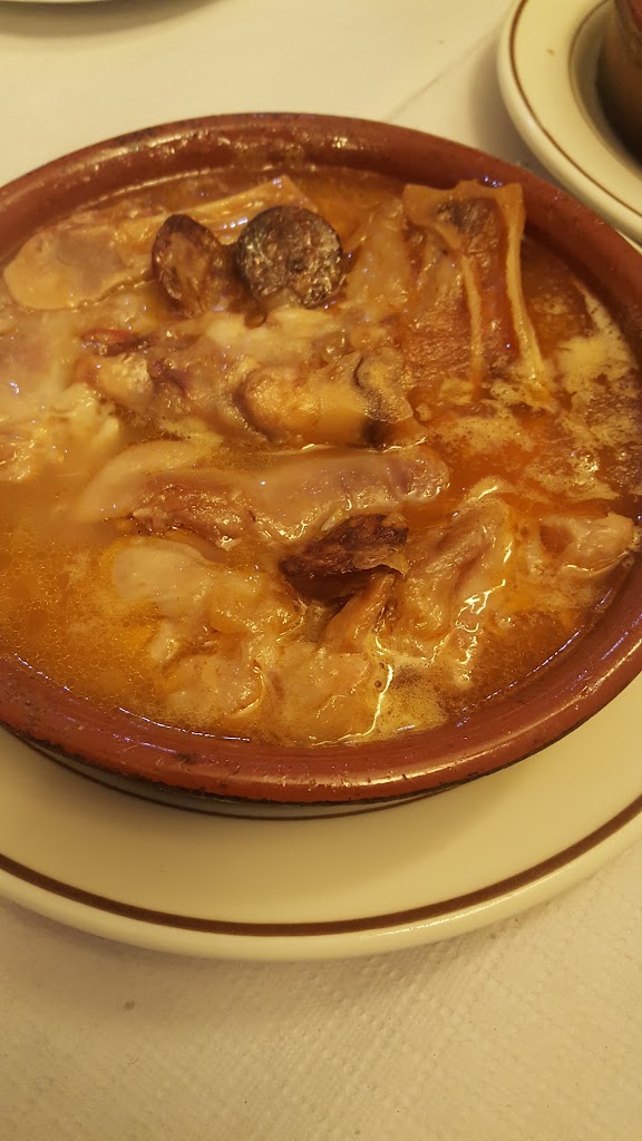 Meson Vizcaino — Comida y bebida