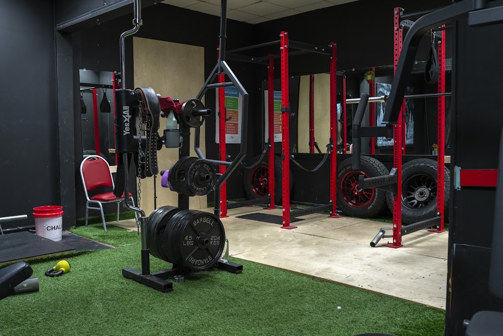  Wolves Den Barbell Club