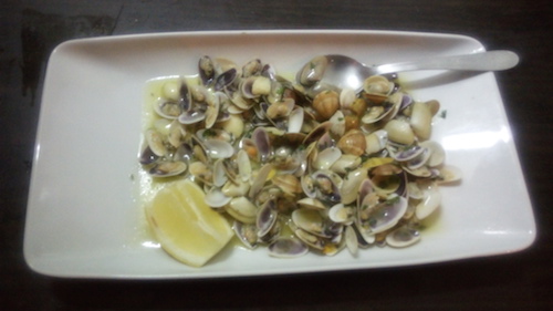 Bar El Pupa — Comida y bebida