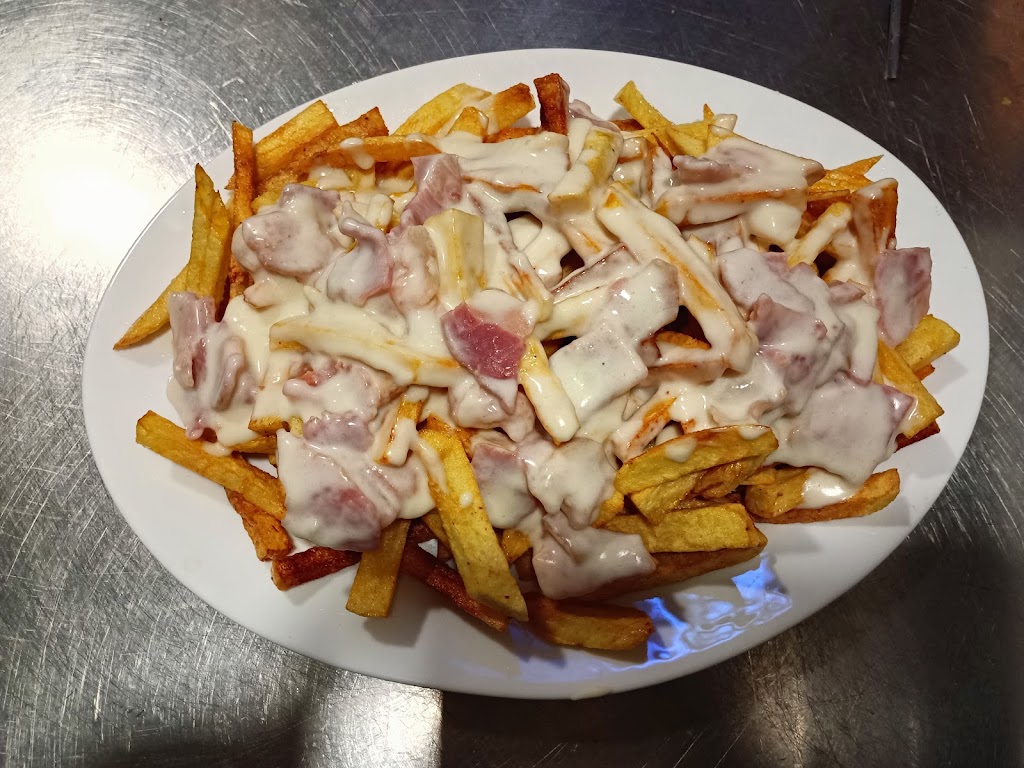 Cafe bar la esquina — Papas fritas